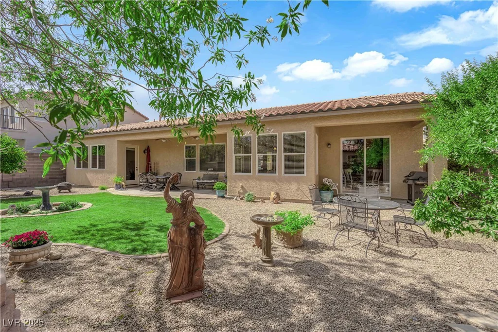 9375 Gold Lake, Las Vegas, NV 89149