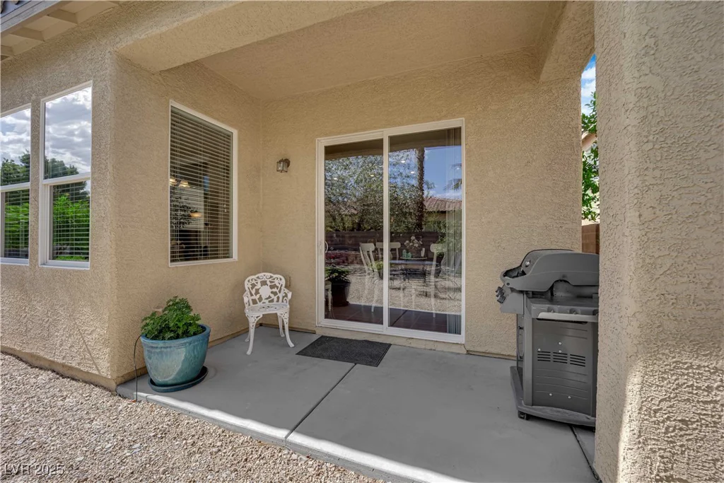 9375 Gold Lake, Las Vegas, NV 89149