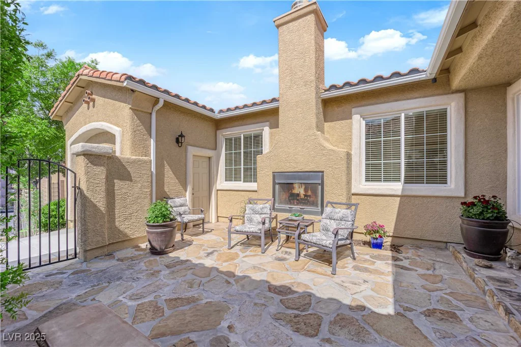 9375 Gold Lake, Las Vegas, NV 89149