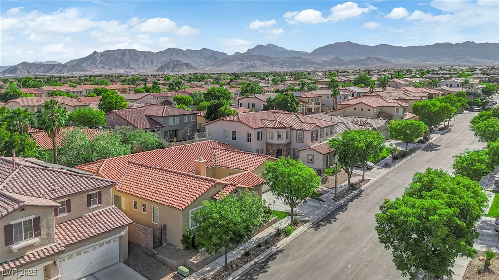 9375 Gold Lake, Las Vegas, NV 89149