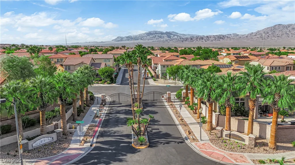 9375 Gold Lake, Las Vegas, NV 89149