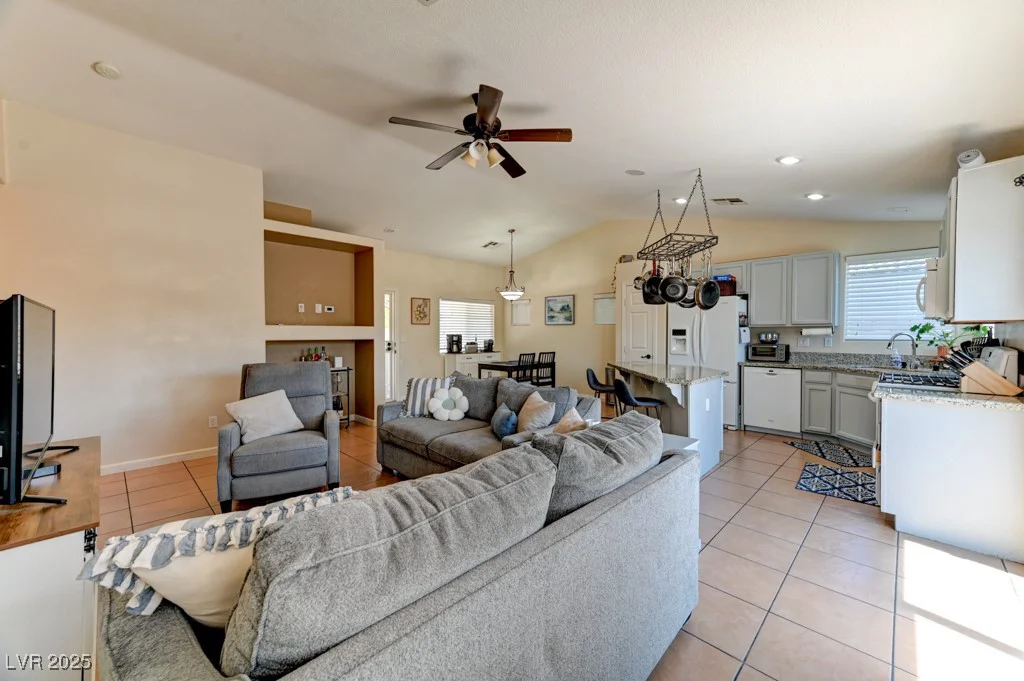 3823 Aspen Creek, North Las Vegas, NV 89031