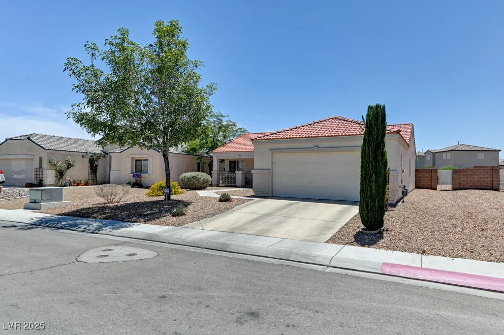 3823 Aspen Creek, North Las Vegas, NV 89031