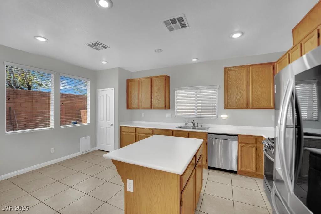 11787 Fern Creek, Las Vegas, NV 89183
