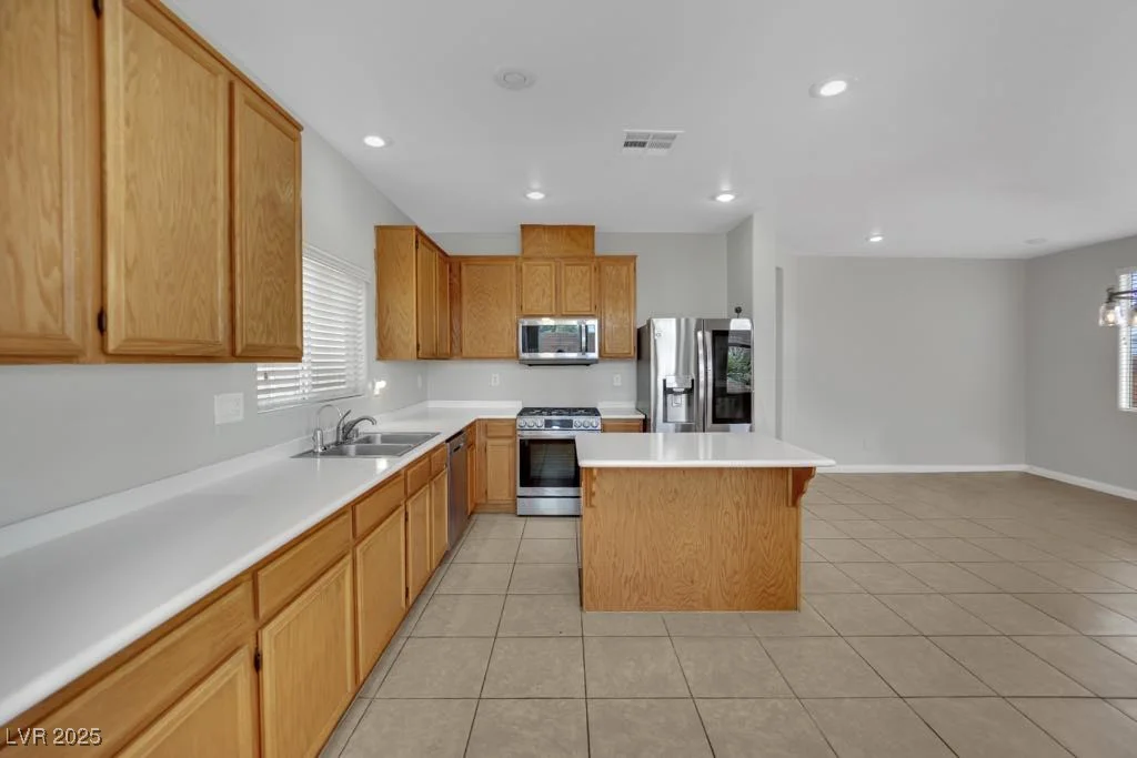 11787 Fern Creek, Las Vegas, NV 89183