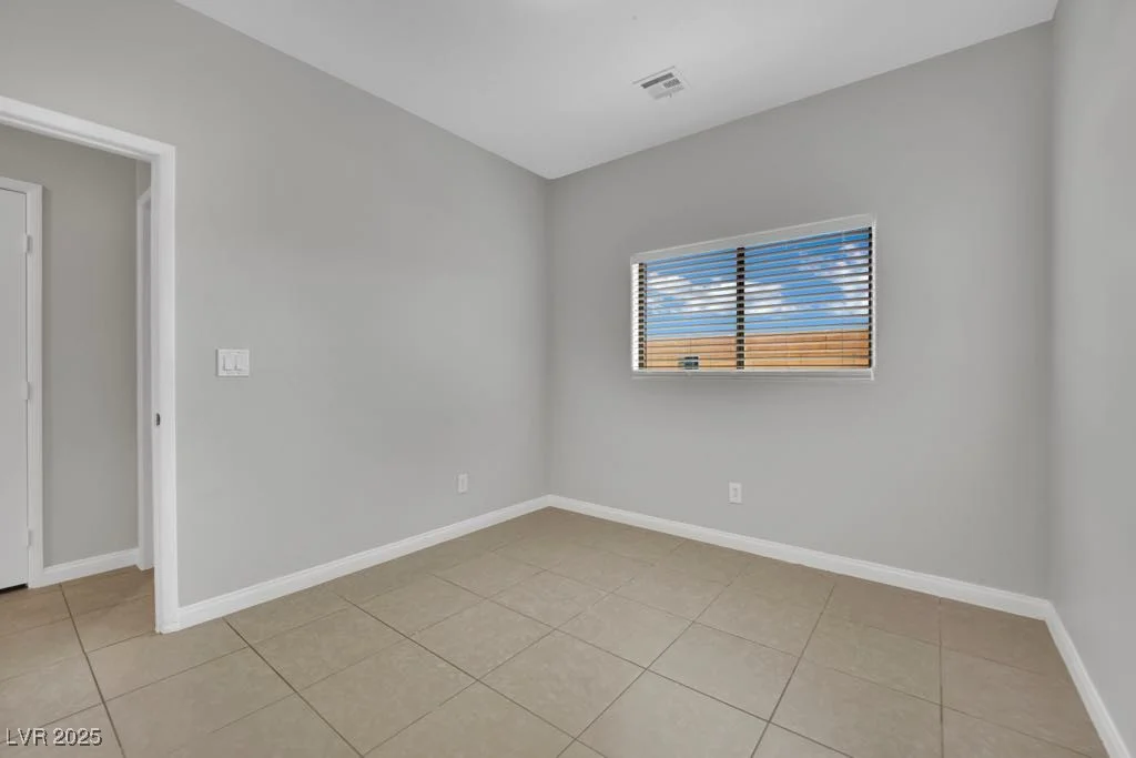 11787 Fern Creek, Las Vegas, NV 89183