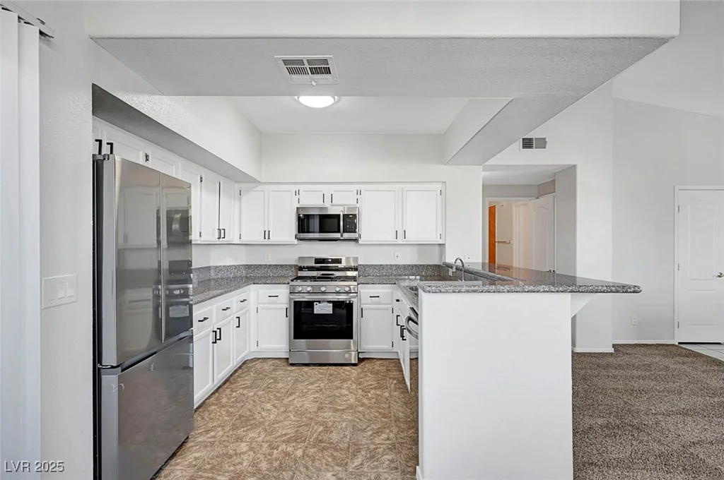 1505 Blackcombe, Las Vegas, NV 89128