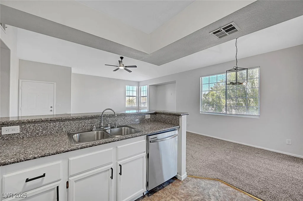 1505 Blackcombe, Las Vegas, NV 89128