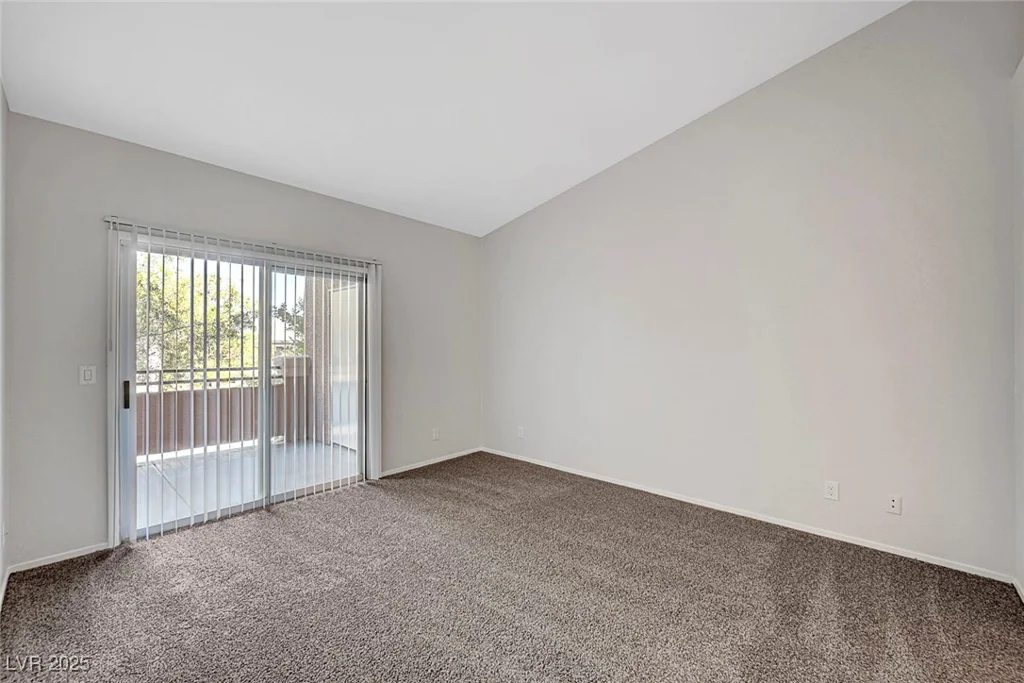 1505 Blackcombe, Las Vegas, NV 89128