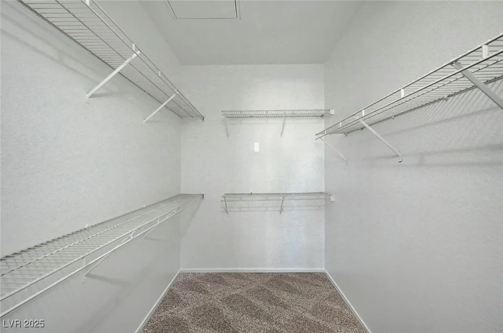 1505 Blackcombe, Las Vegas, NV 89128