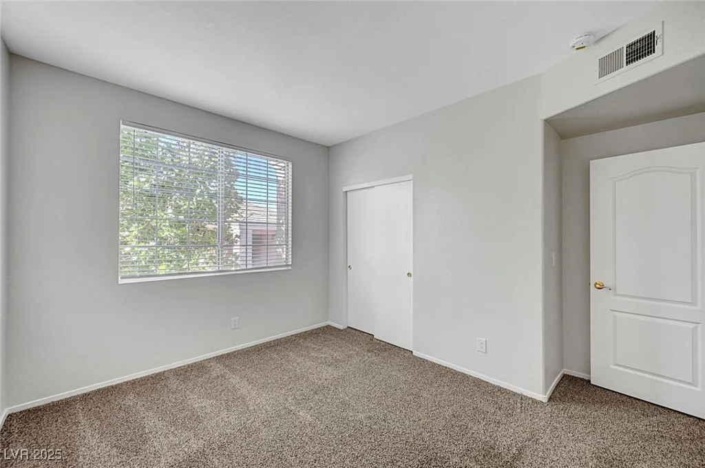 1505 Blackcombe, Las Vegas, NV 89128