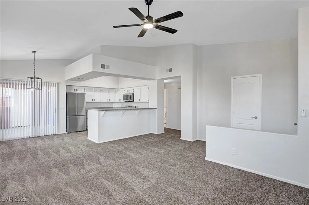1505 Blackcombe, Las Vegas, NV 89128