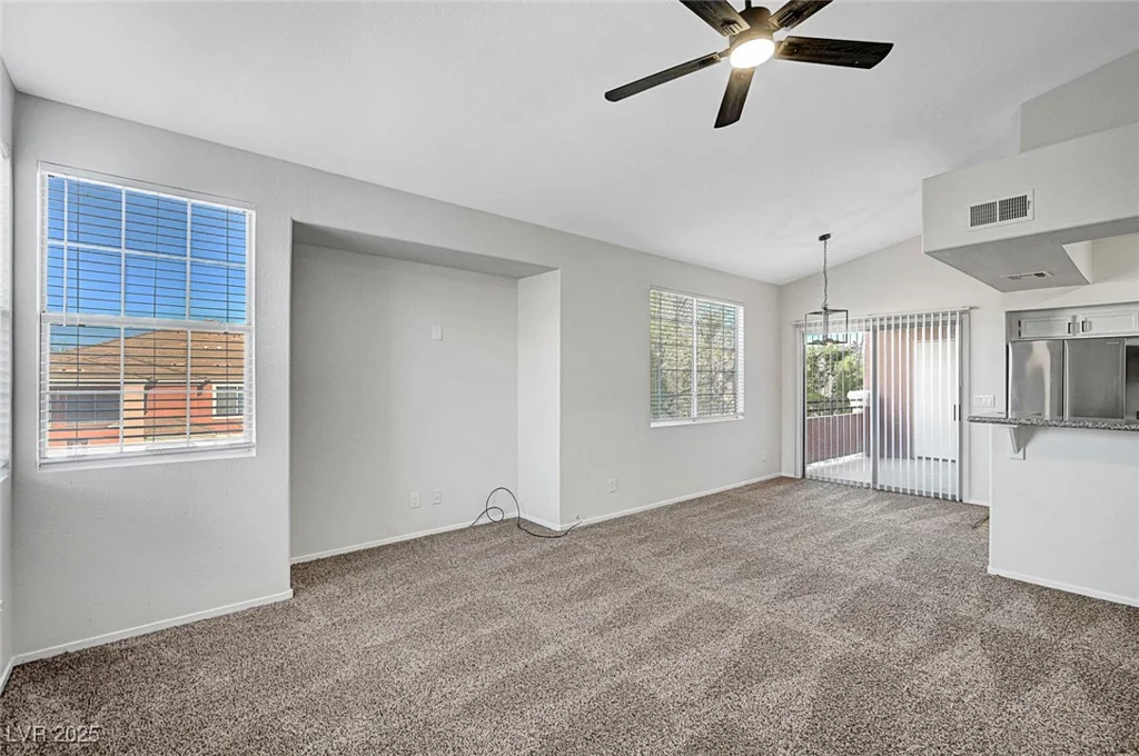 1505 Blackcombe, Las Vegas, NV 89128