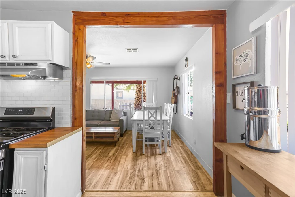 123 Cedar, Henderson, NV 89015