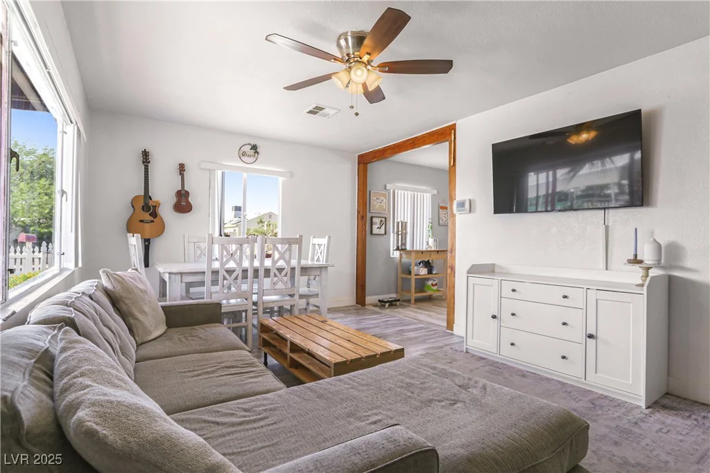 123 Cedar, Henderson, NV 89015
