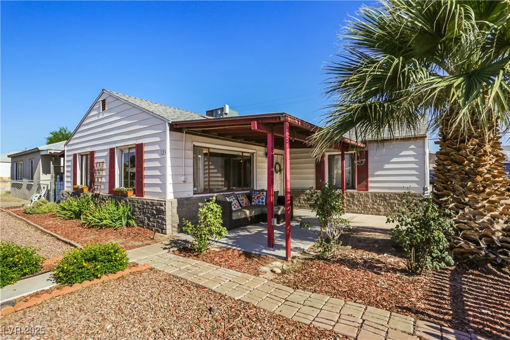 123 Cedar, Henderson, NV 89015