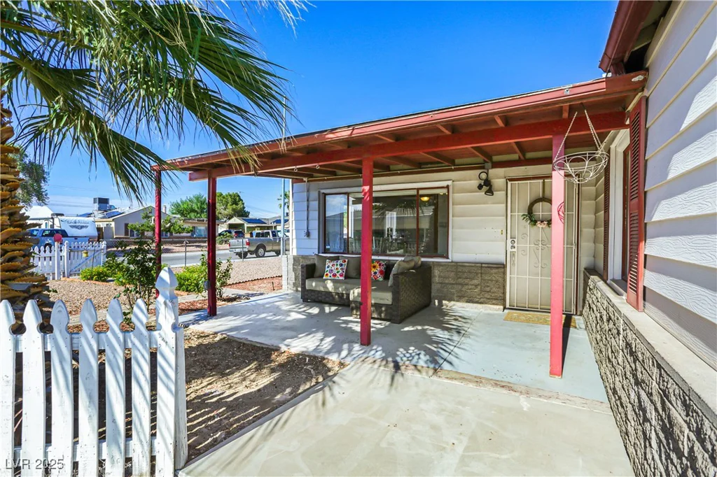 123 Cedar, Henderson, NV 89015