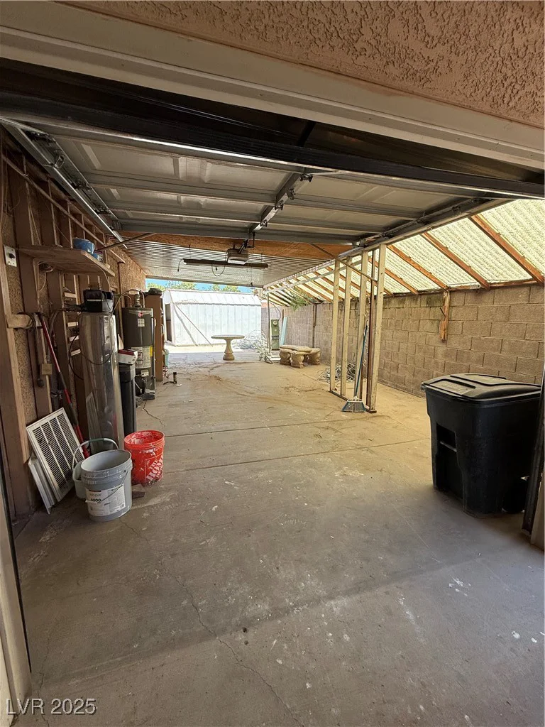 153 Sir Thomas, Las Vegas, NV 89110