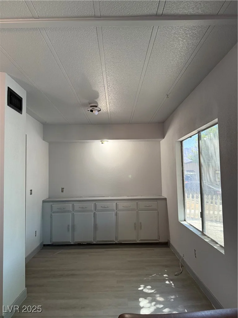 153 Sir Thomas, Las Vegas, NV 89110
