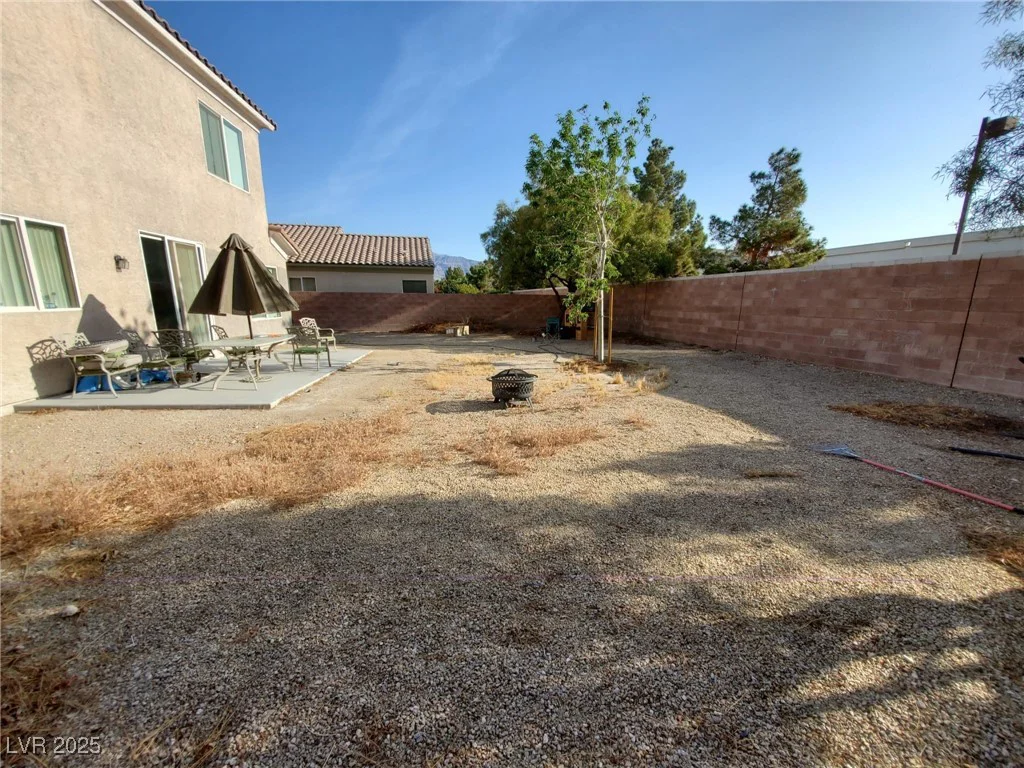 6812 Dipper, North Las Vegas, NV 89084