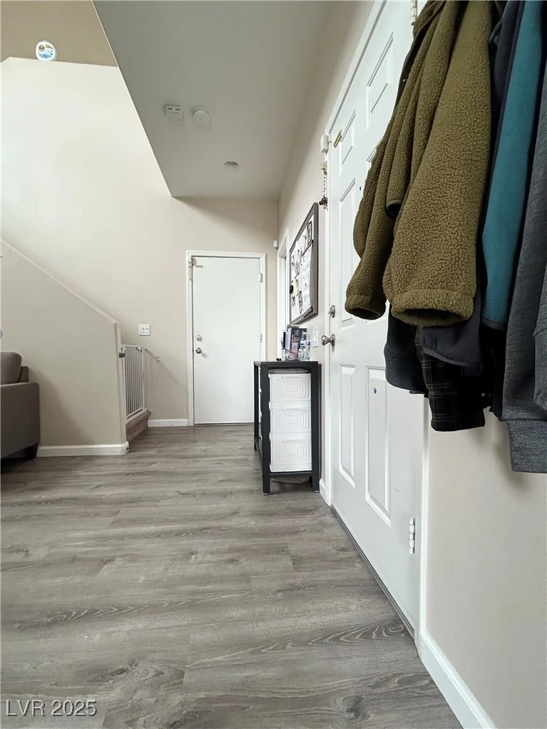 6812 Dipper, North Las Vegas, NV 89084