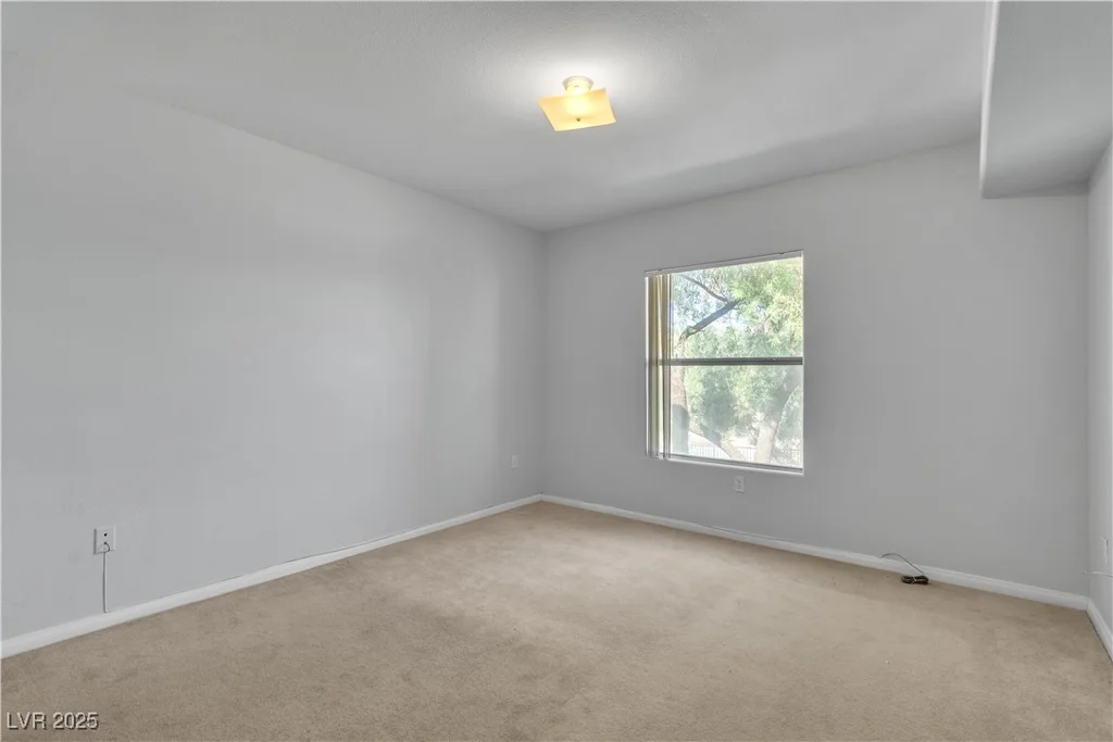 8000 Badura, Las Vegas, NV 89113