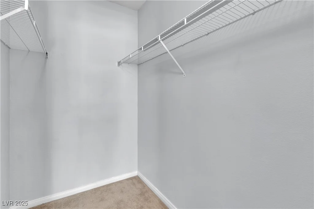 8000 Badura, Las Vegas, NV 89113