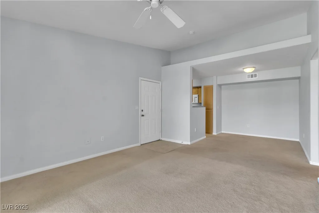 8000 Badura, Las Vegas, NV 89113