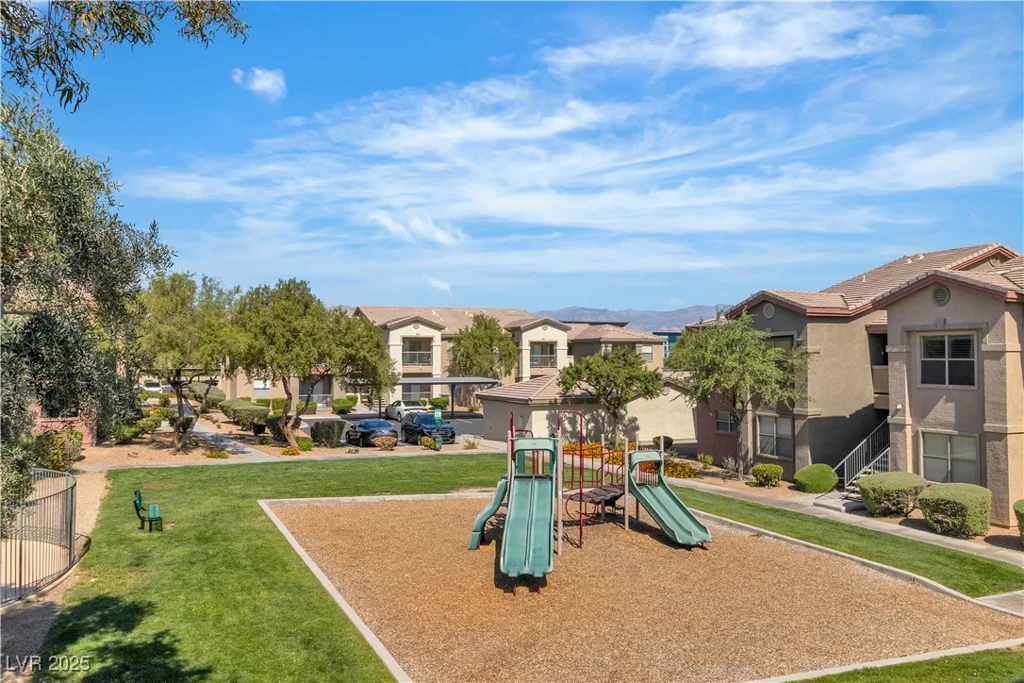 8000 Badura, Las Vegas, NV 89113