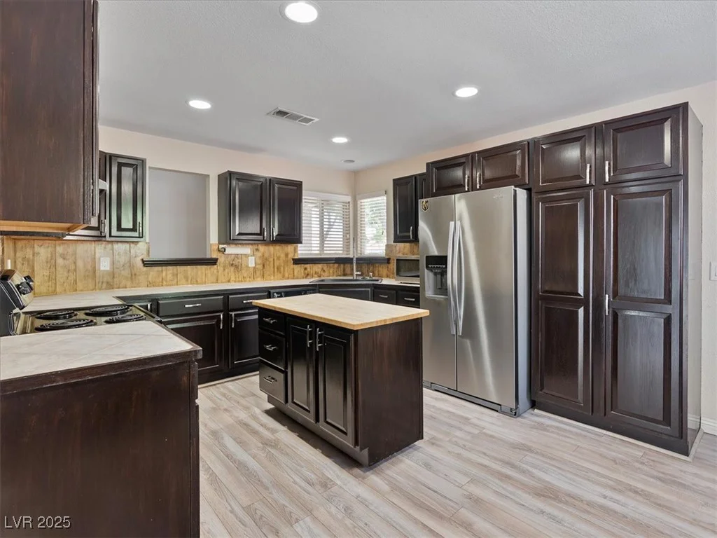 6436 Vinecrest, Las Vegas, NV 89108
