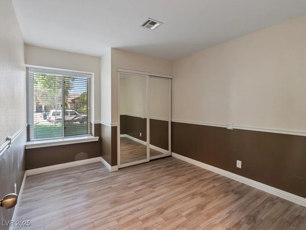6436 Vinecrest, Las Vegas, NV 89108