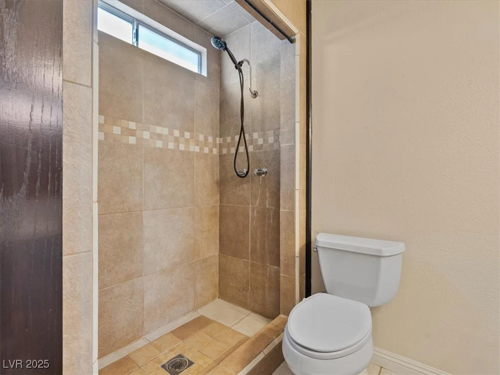 6436 Vinecrest, Las Vegas, NV 89108