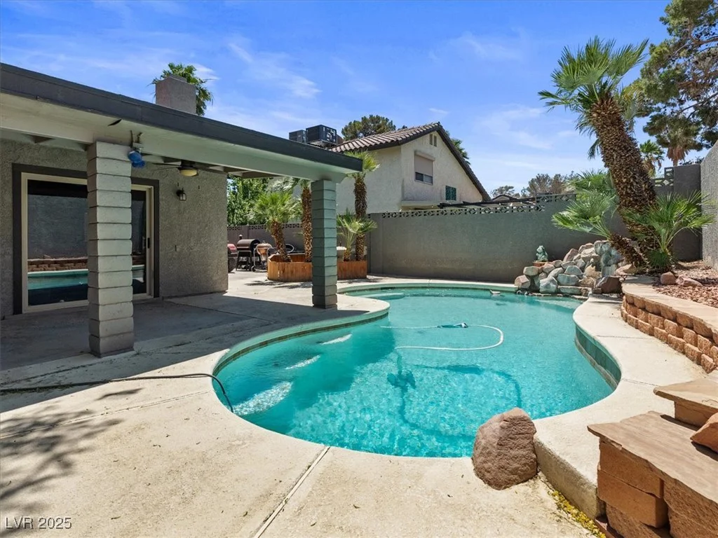 6436 Vinecrest, Las Vegas, NV 89108