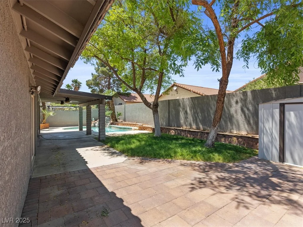 6436 Vinecrest, Las Vegas, NV 89108