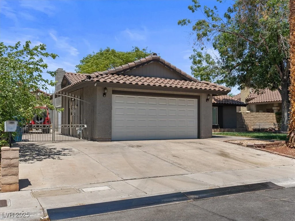 6436 Vinecrest, Las Vegas, NV 89108