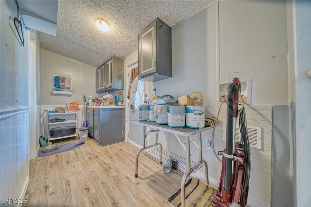3860 Jennifer, Pahrump, NV 89061