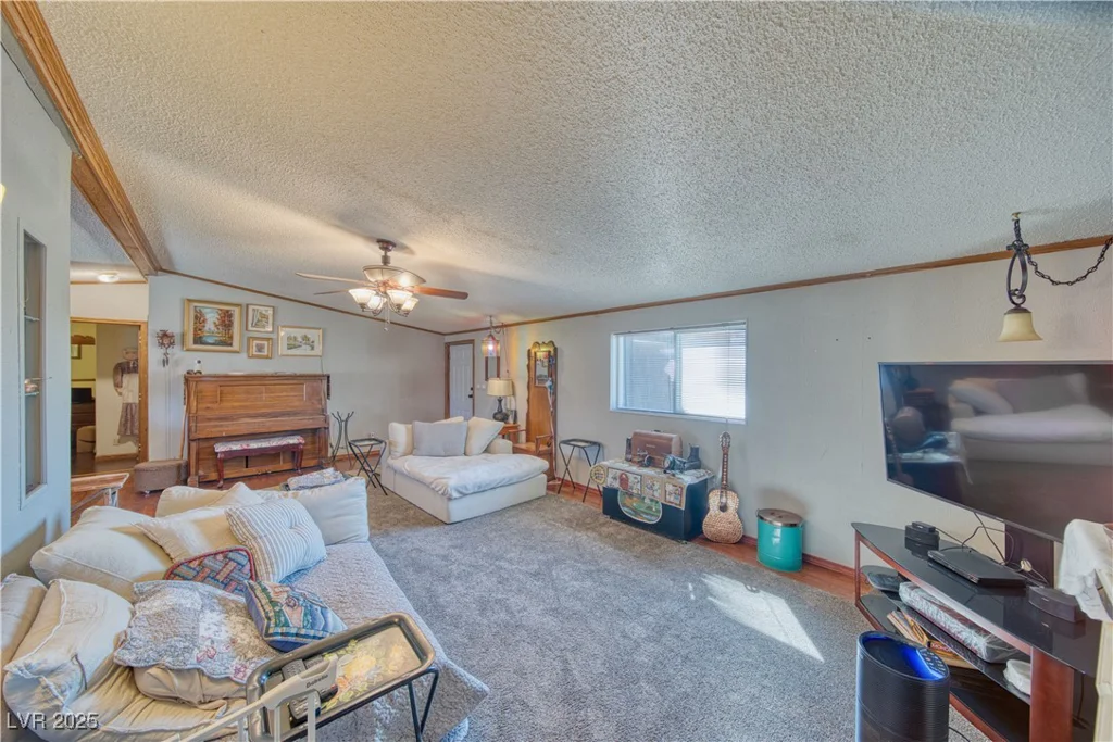 3860 Jennifer, Pahrump, NV 89061
