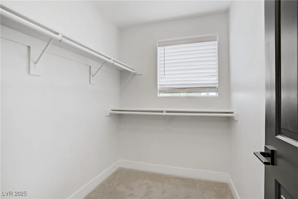 305 Napa Hills, Las Vegas, NV 89144