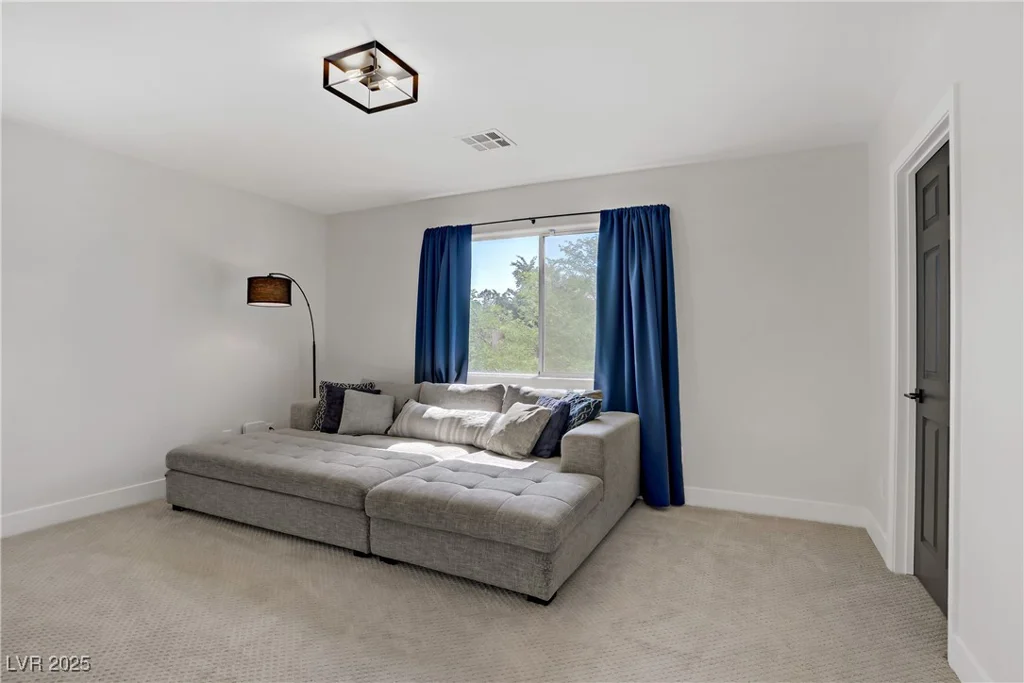 305 Napa Hills, Las Vegas, NV 89144