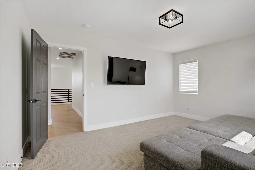 305 Napa Hills, Las Vegas, NV 89144