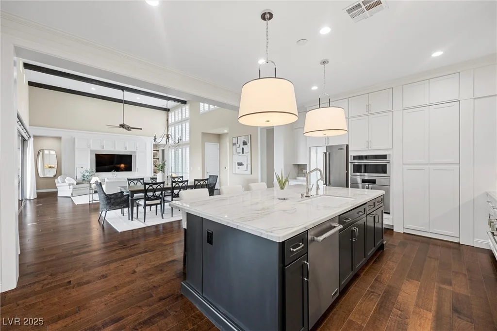 6700 Regency Stone, Las Vegas, NV 89148
