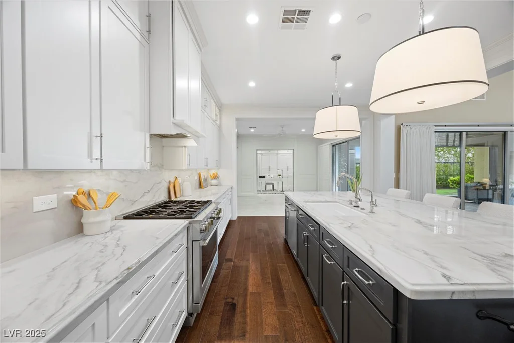 6700 Regency Stone, Las Vegas, NV 89148