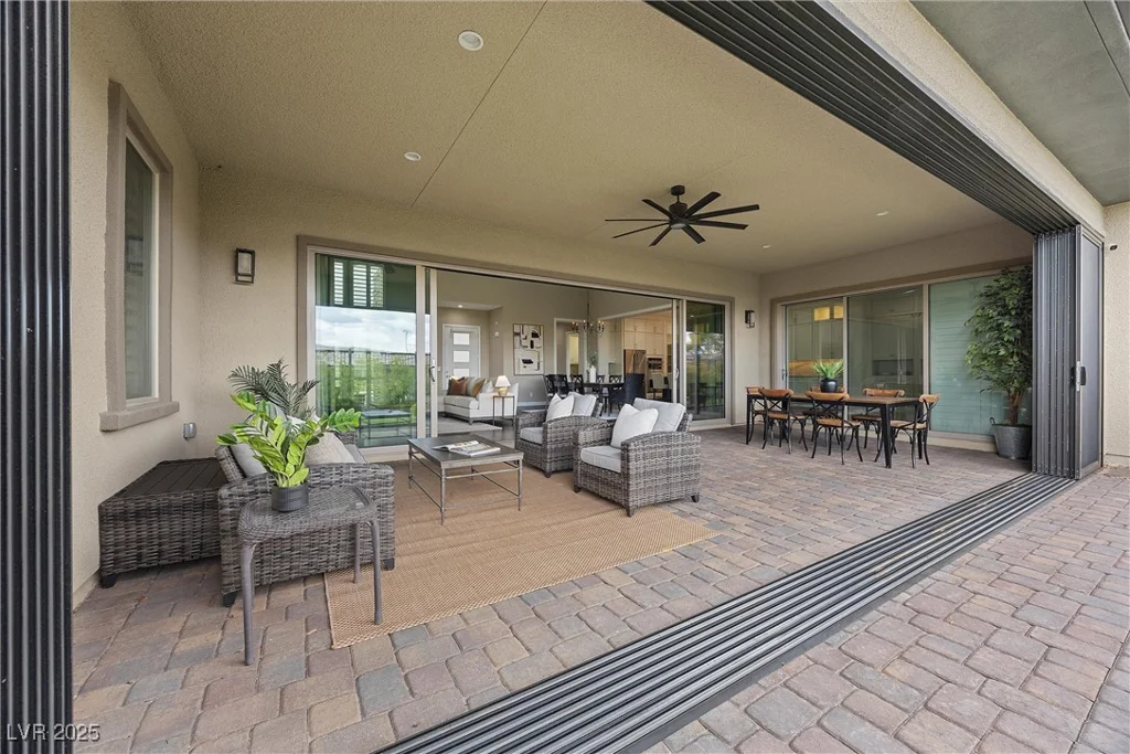 6700 Regency Stone, Las Vegas, NV 89148