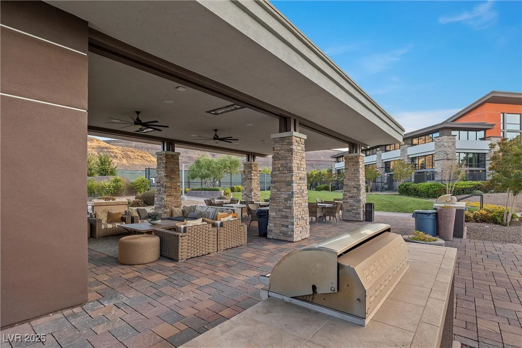 6700 Regency Stone, Las Vegas, NV 89148