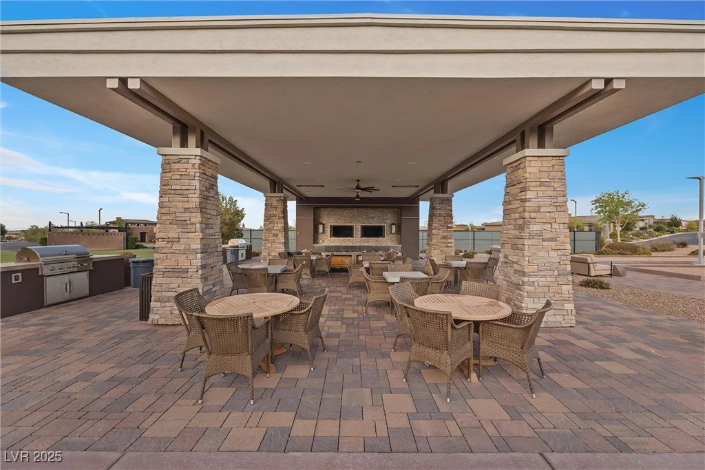 6700 Regency Stone, Las Vegas, NV 89148