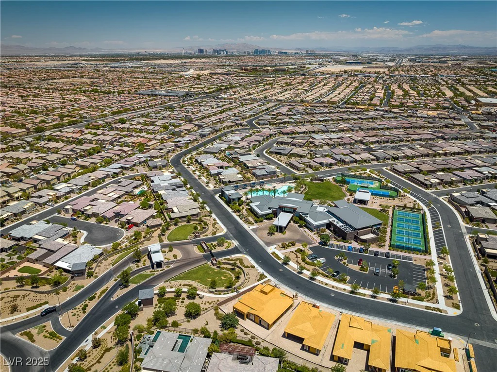 6700 Regency Stone, Las Vegas, NV 89148