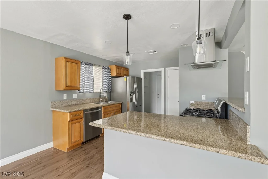 4552 Aviation, Las Vegas, NV 89115
