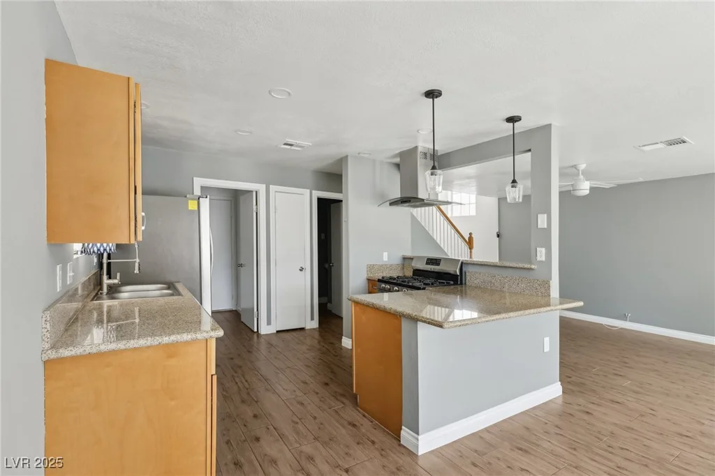 4552 Aviation, Las Vegas, NV 89115