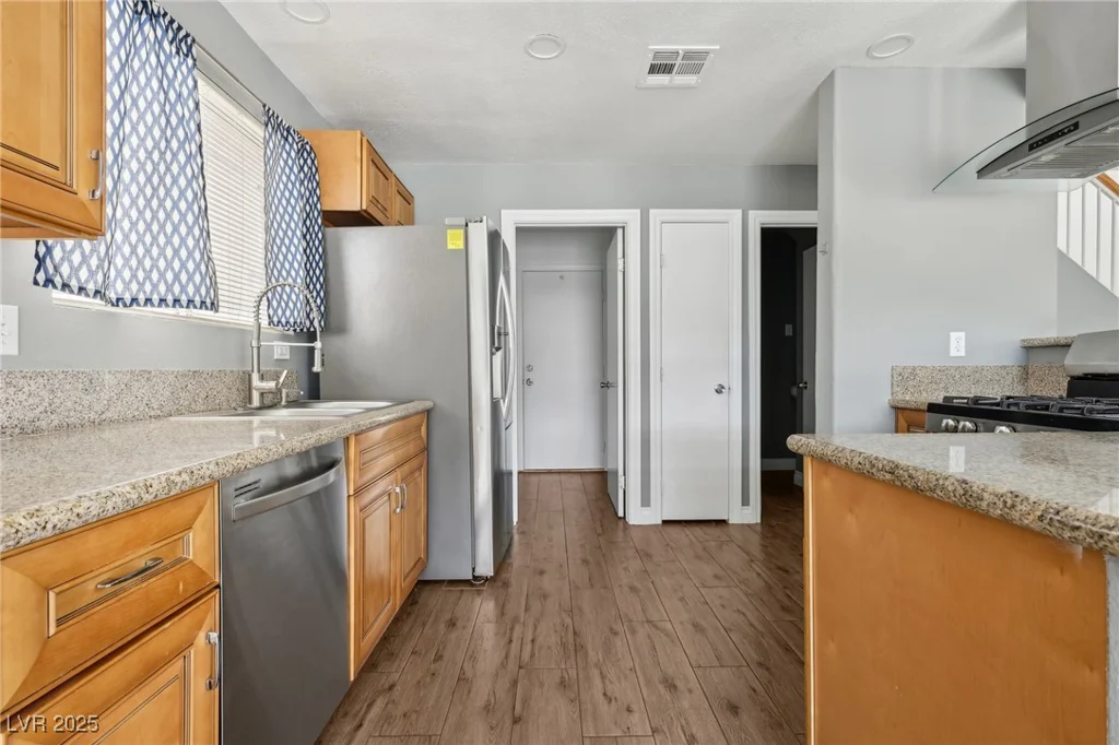 4552 Aviation, Las Vegas, NV 89115
