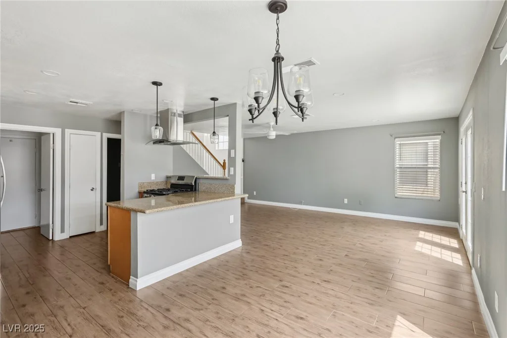 4552 Aviation, Las Vegas, NV 89115
